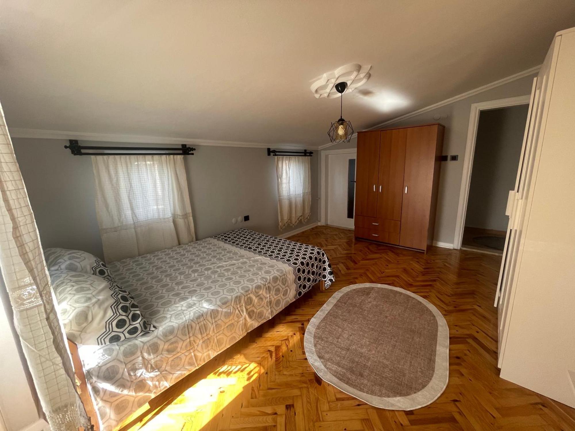 Sirinyali Denize 100 M Gunluk Daireler Apartment
