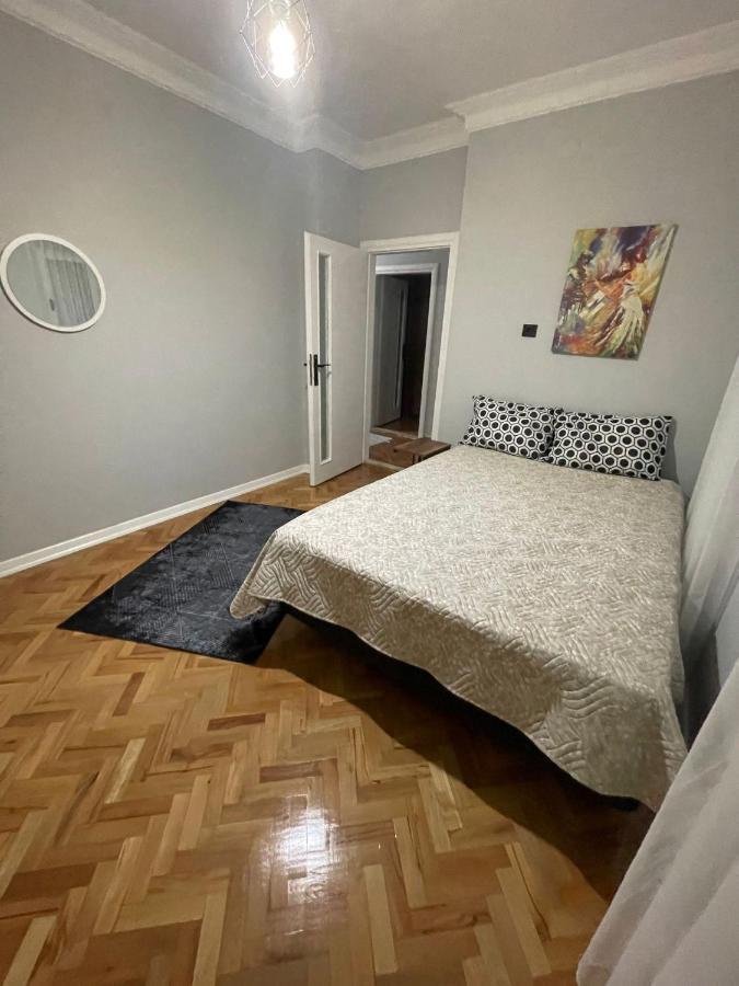 Apartament Sirinyali Denize 100 M Gunluk Daireler *